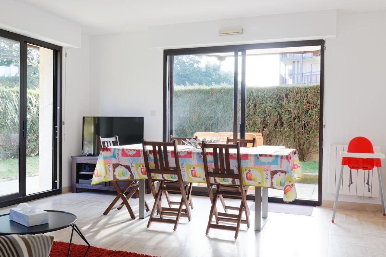 Charmant 3 Pieces Avec Jardin A 5Mn De La Plage Deauville Ngoại thất bức ảnh